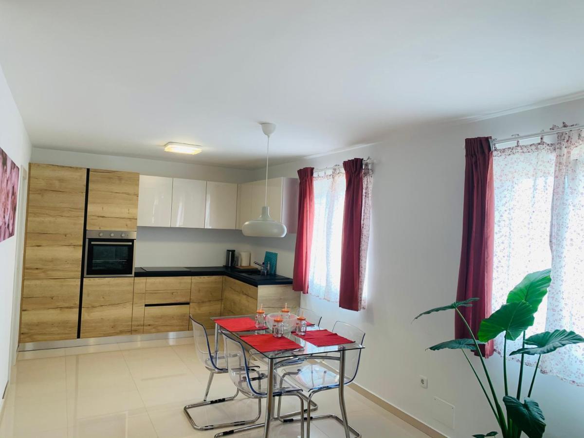 Appartement Apartman Marley à Kostrena Extérieur photo